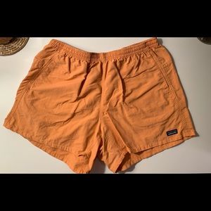 patagonia shorts!!